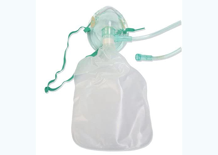 high-oxygen-mask